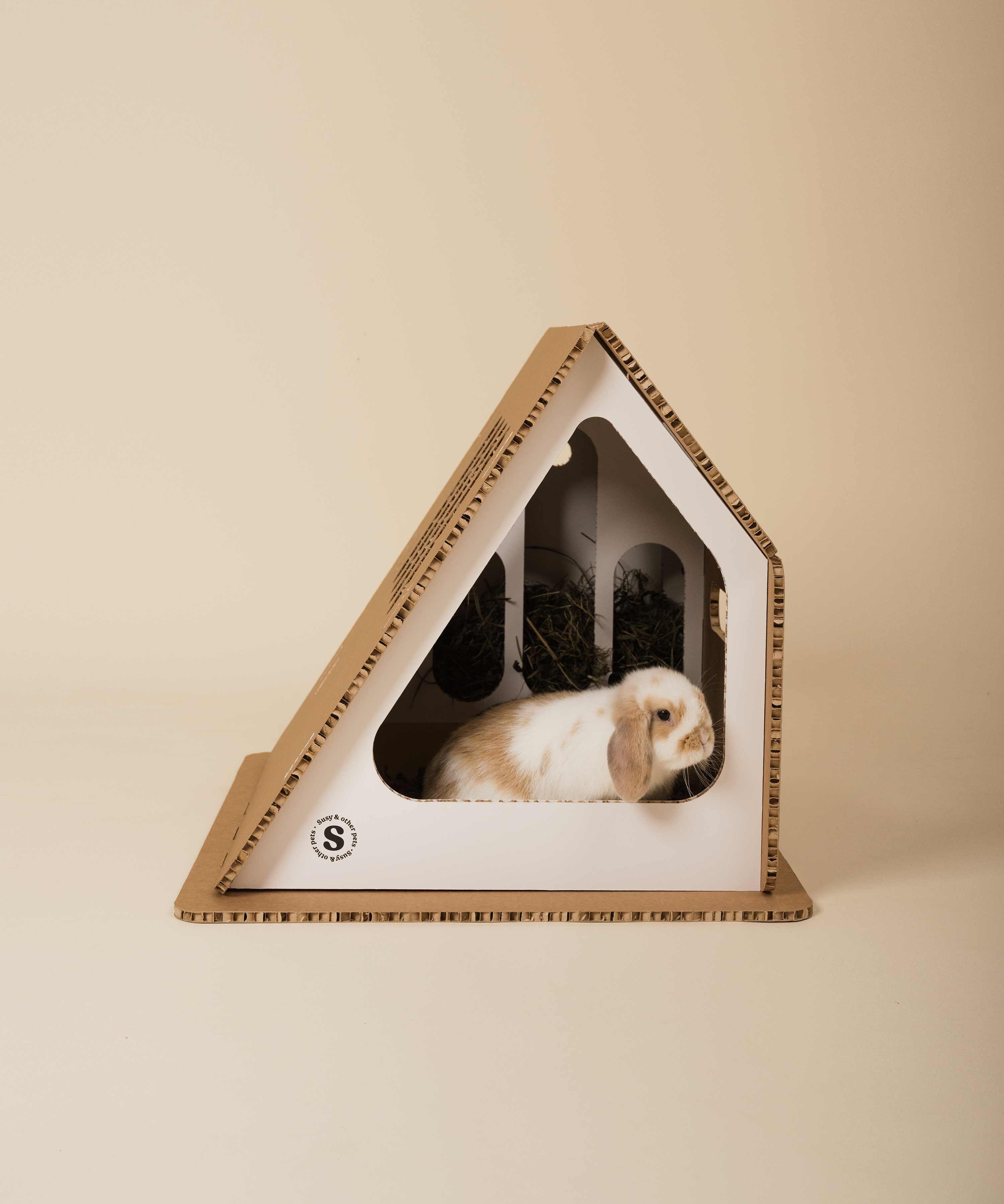 Isola • Home hay feeder